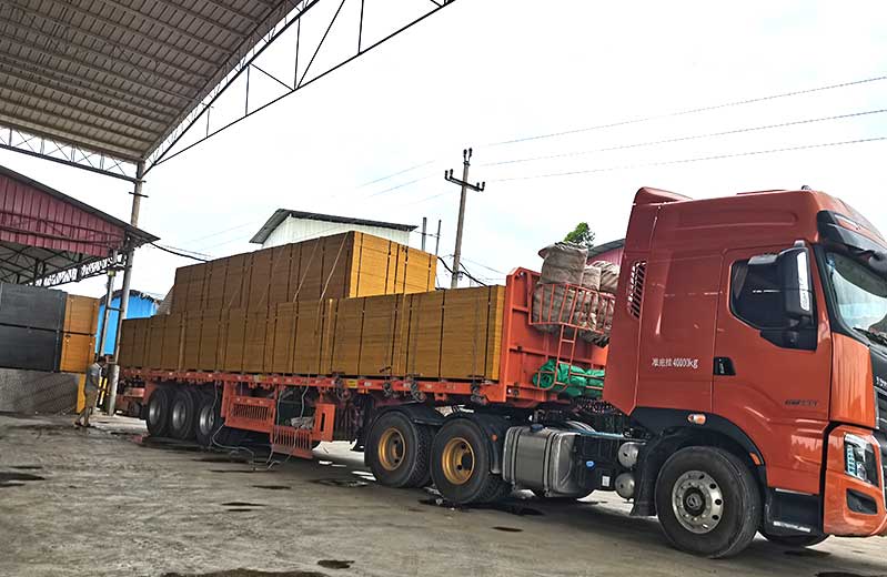 喜事!怪獸木業建筑模板出口東南亞** 喜事!怪獸木業建筑模板出口東南亞**