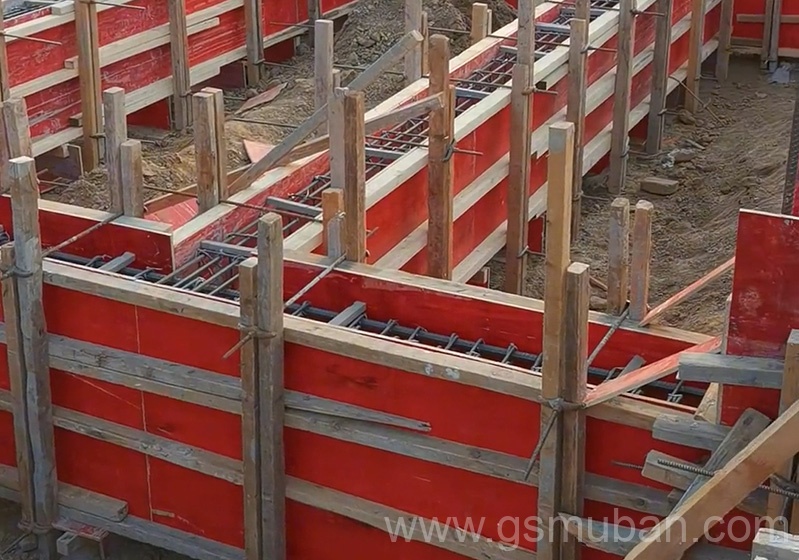 紅模板廠有哪些?各類建筑紅模板材質比較 紅模板廠有哪些?各類建筑紅模板材質比較